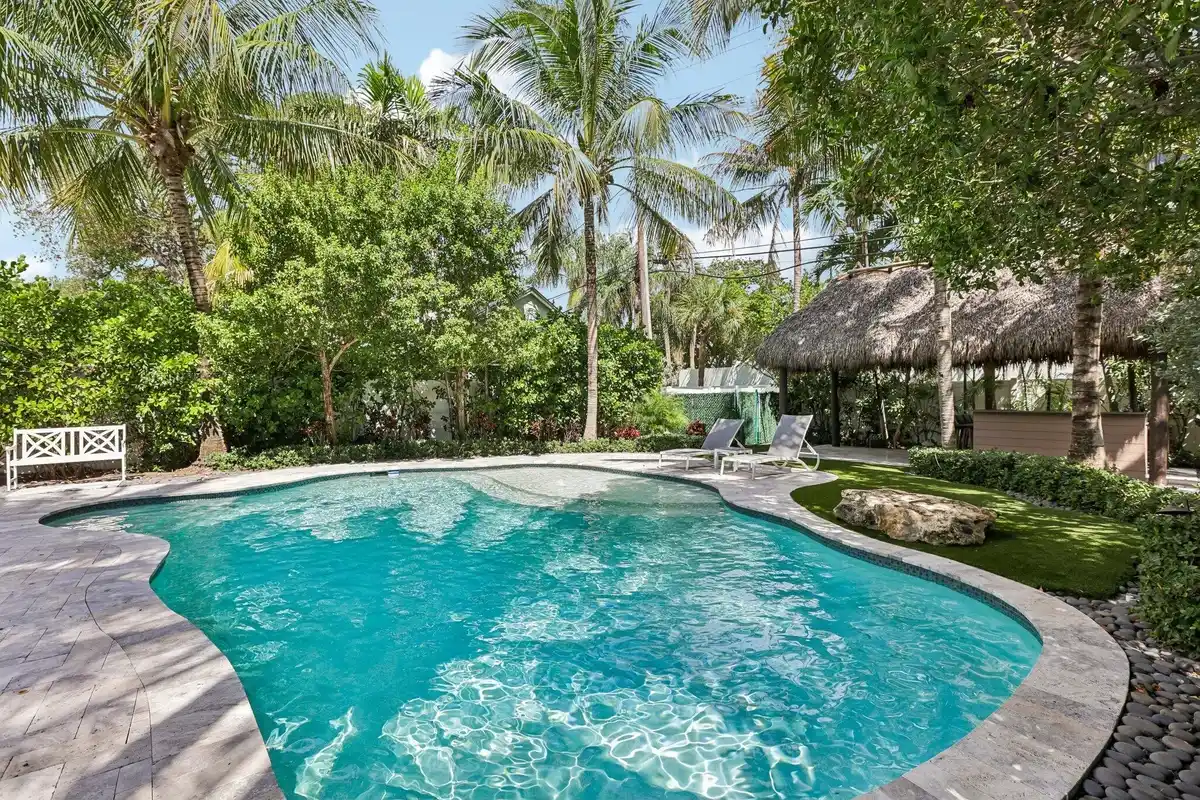 3319 NE 18th St, Fort Lauderdale: photo 1 of 73