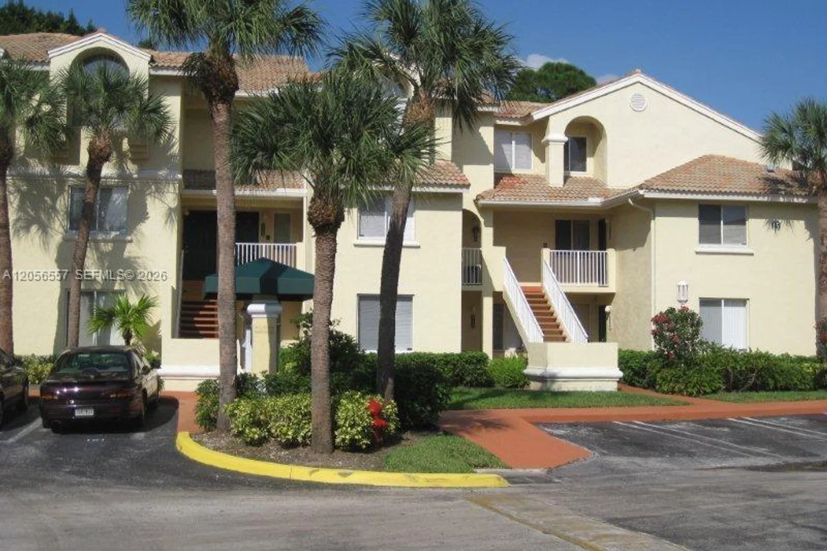 22304 Glenmoor Dr, West Palm Beach: photo 1 of 5