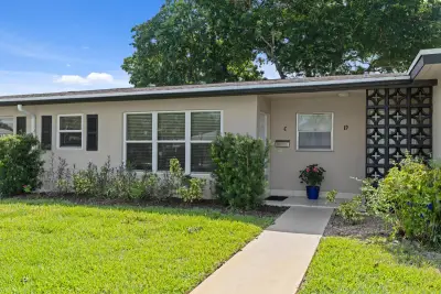 947 Circle Dr #C, Delray Beach: photo 1 of 24