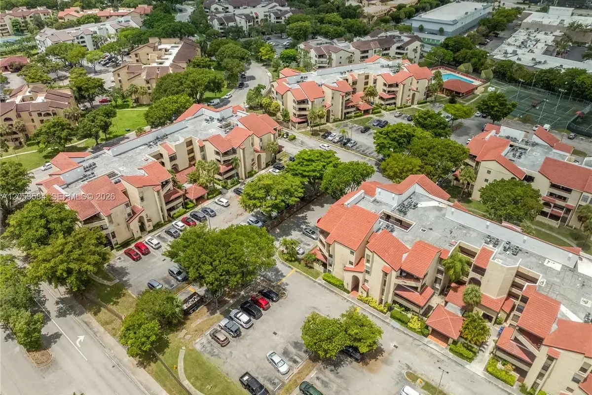 8860 SW 123rd Ct #K308, Miami: photo 1 of 31