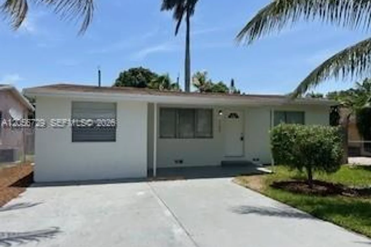 1106 S C St, Lake Worth: photo 1 of 11