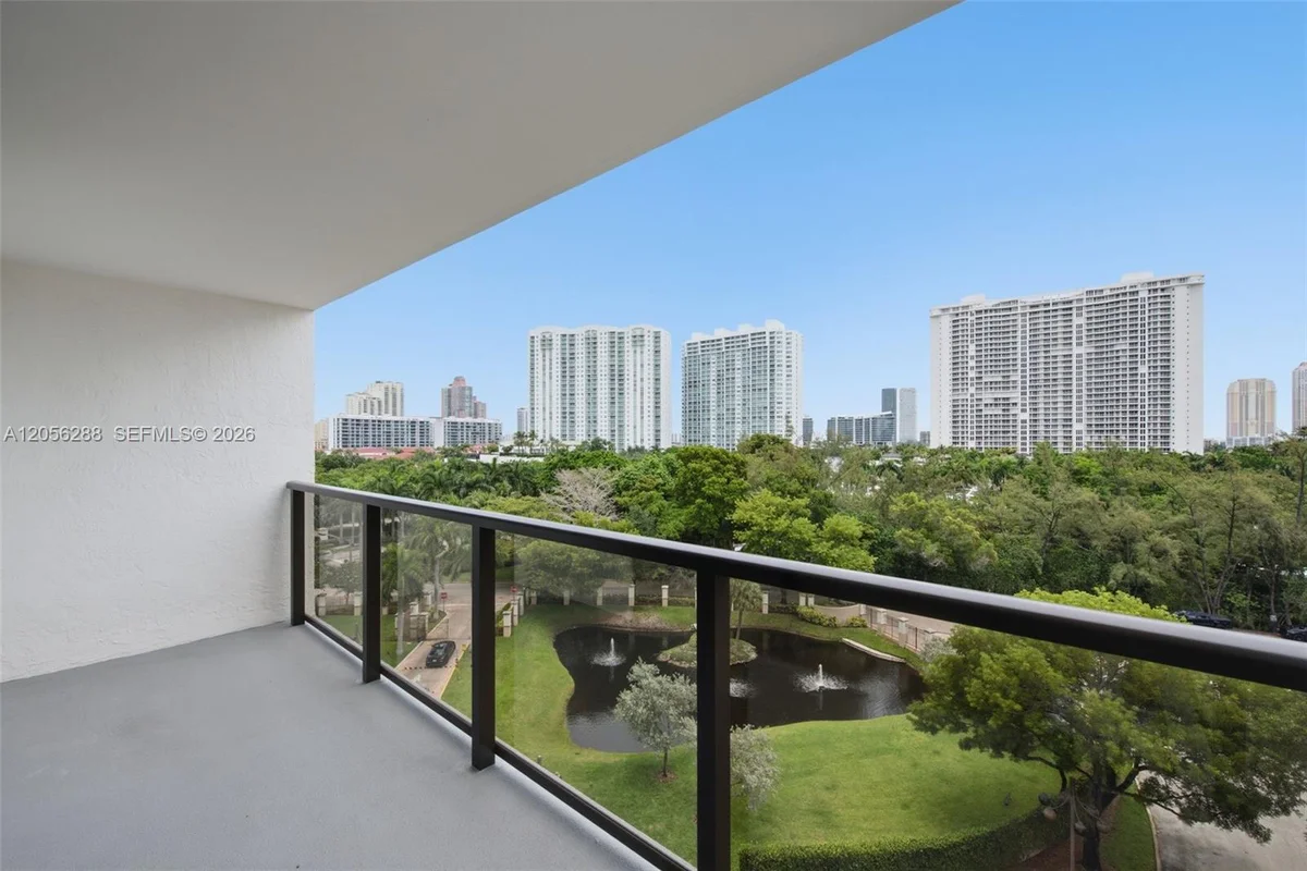 18181 NE 31st Ct #807, Aventura: photo 1 of 15