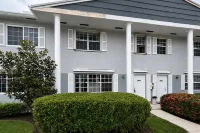1759 SW 81st Ln SW, Davie: photo 1 of 12