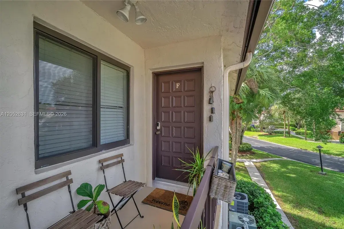 7956 Eastlake Dr #F, Boca Raton: photo 1 of 25