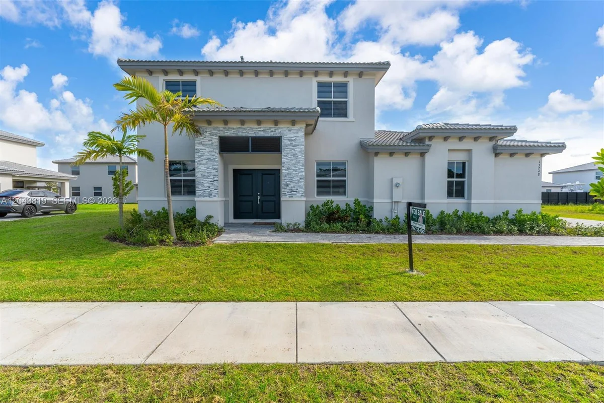 13248 SW 188th Ter, Miami: photo 1 of 13