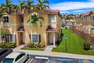 8242 NW 107th Ct #8-12, Doral: photo 1 of 29