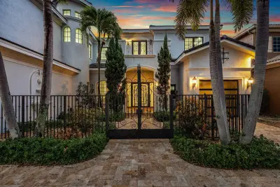 17606 Circle Pond Ct, Boca Raton: photo 1 of 25