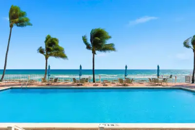 3520 S Ocean Blvd #F405, South Palm Beach: photo 1 of 26