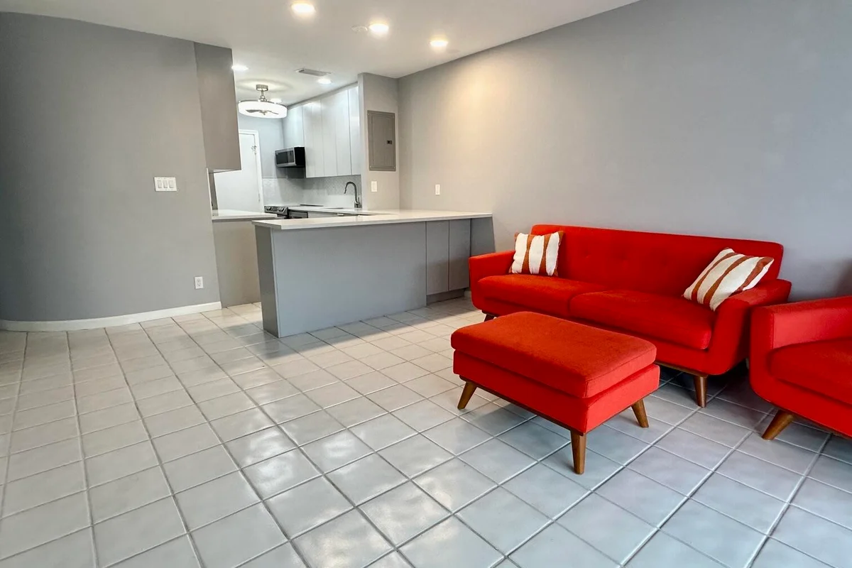 2171 NE 66th St #828, Fort Lauderdale: photo 1 of 27