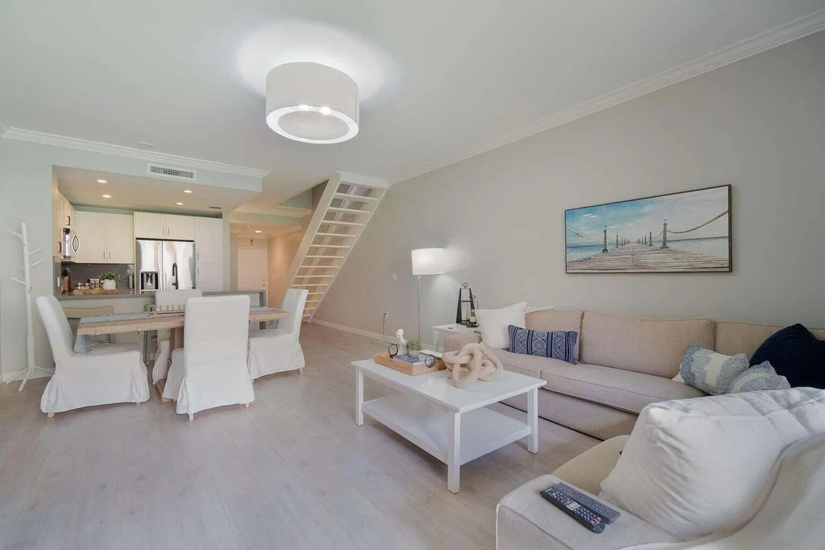 11789 Saint Andrews Pl #103, Wellington: photo 1 of 31