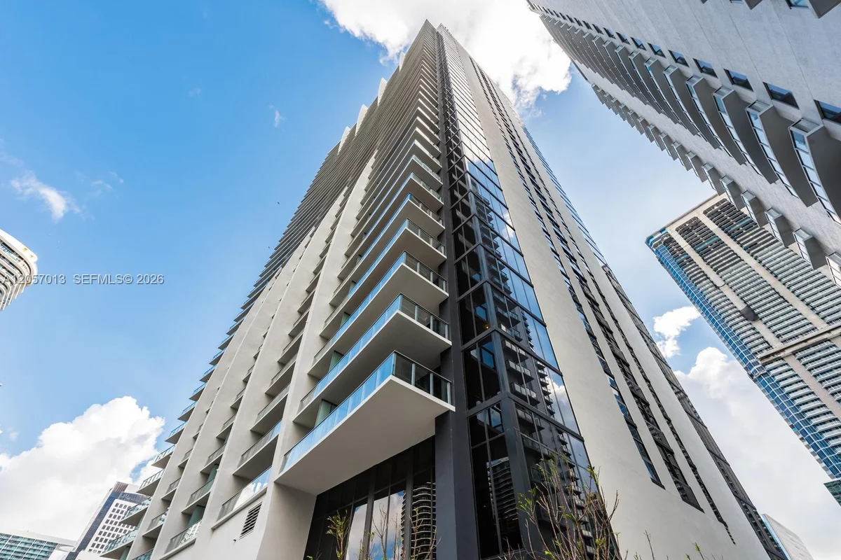 1010 Brickell Ave #3701, Miami: photo 1 of 47