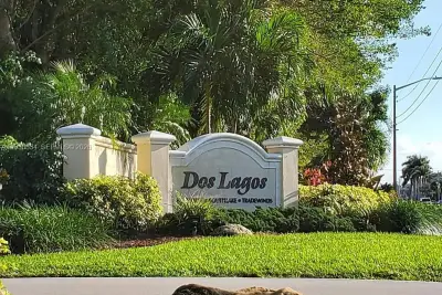 16 Via De Casas Sur #201, Boynton Beach: photo 1 of 44