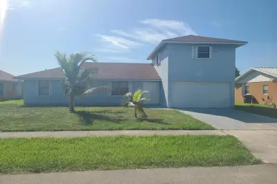1533 6th St, West Palm Beach: photo 1 of 5