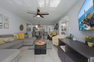 9823 S Hollybrook Lake Dr #104, Pembroke Pines: photo 1 of 57