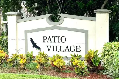 613 Patio Village Way, Weston: photo 1 of 47