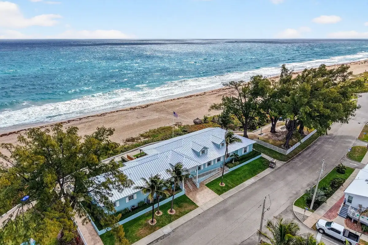 5 Cedar Dr #CD5, Briny Breezes: photo 1 of 27