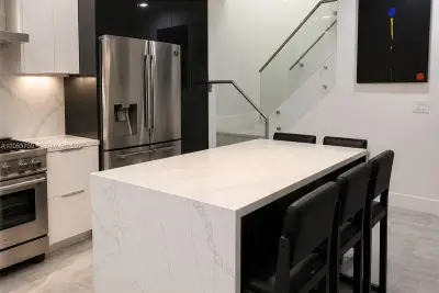 Townhouse in Sunrise: photo 1 of 52
