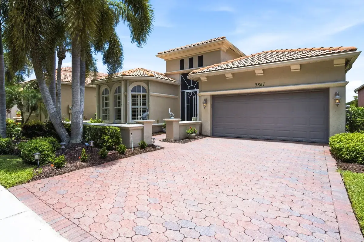 9857 Via Grande W, Wellington: photo 1 of 49