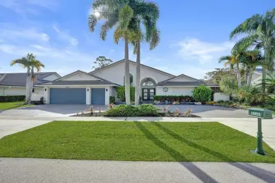10875 Boca Woods Ln, Boca Raton: photo 1 of 101