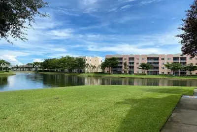 7980 N Nob Hill Rd #102, Tamarac: photo 1 of 6