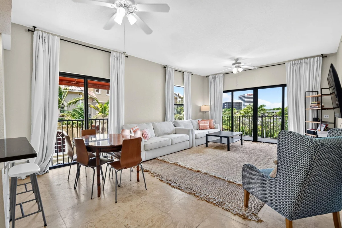 1620 Presidential Way #402, West Palm Beach: photo 1 of 42