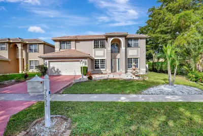 7555 Cedar Hurst Ct, Greenacres: photo 1 of 7