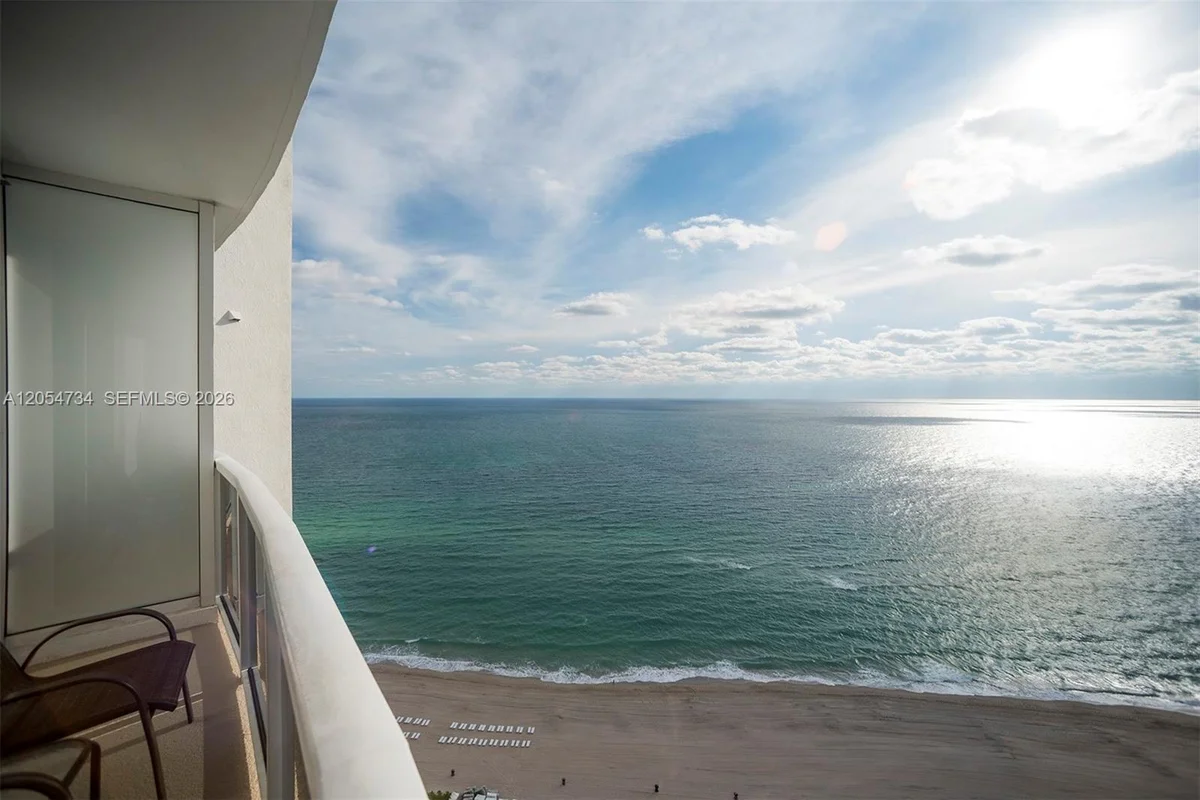 18001 Collins Ave #2711, Sunny Isles Beach: photo 1 of 24