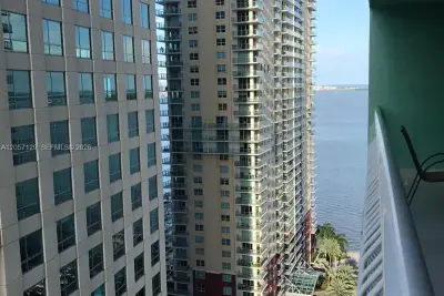 1200 Brickell Bay Dr #2418, Miami: photo 1 of 8