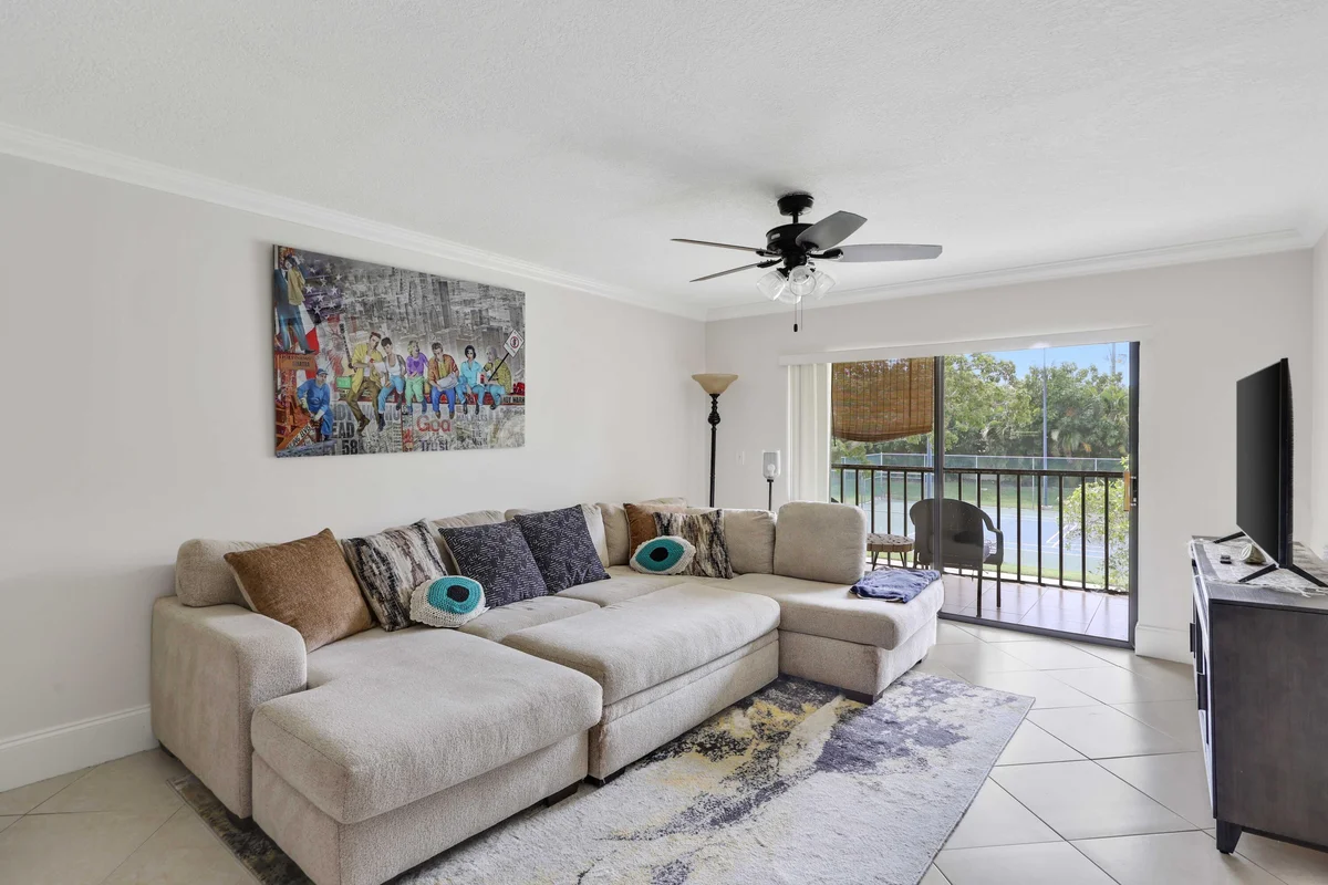 3020 Florida Blvd #202-C, Delray Beach: photo 1 of 34