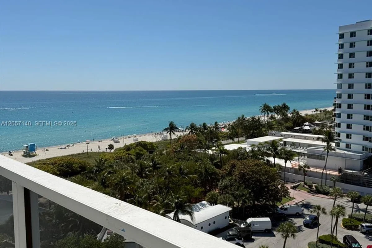 5313 Collins Ave #1008, Miami Beach: photo 1 of 6