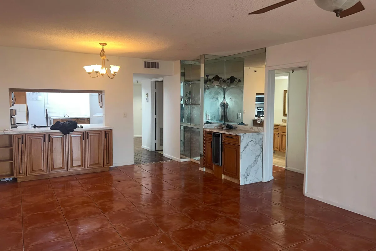 2202 S Cypress Bend Dr #801, Pompano Beach: photo 1 of 38