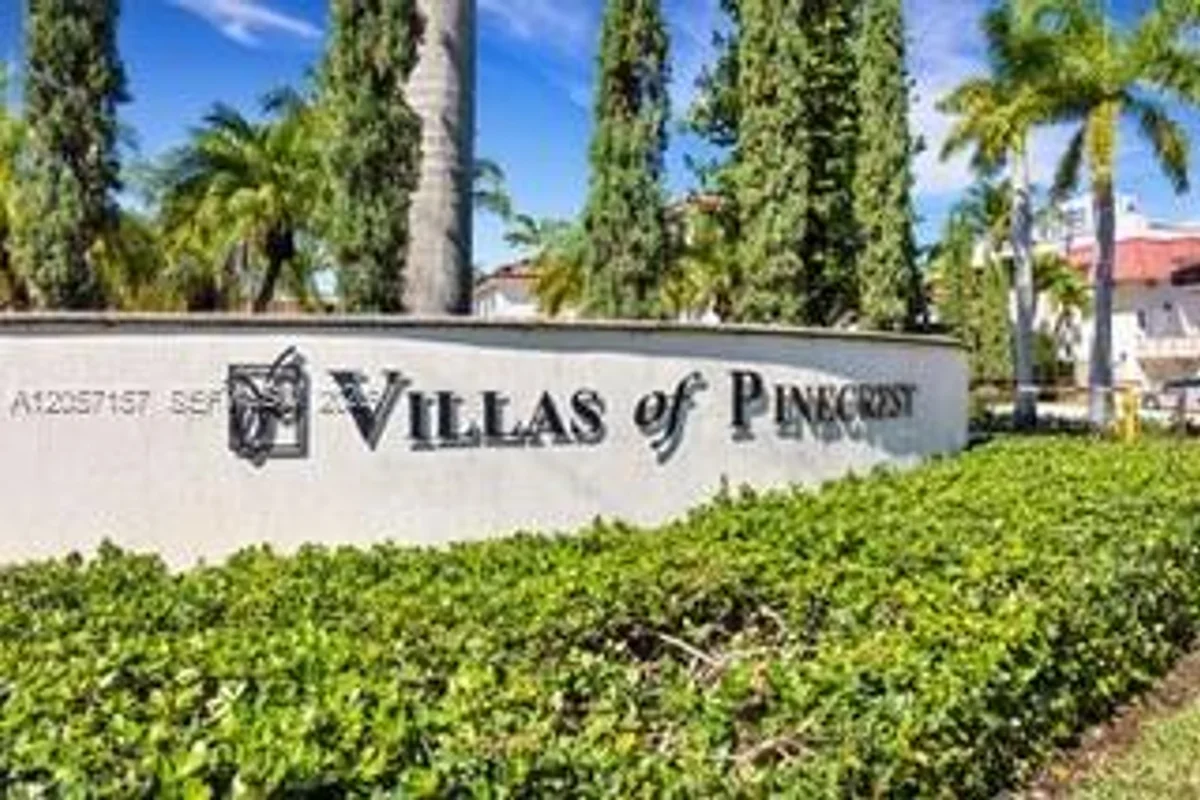 6709 N Kendall Dr #219, Pinecrest: photo 1 of 17