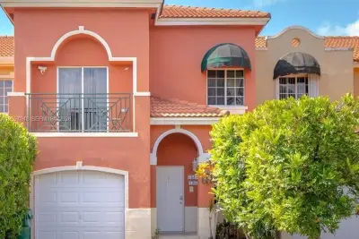 13402 SW 153rd St #1904, Miami: photo 1 of 17