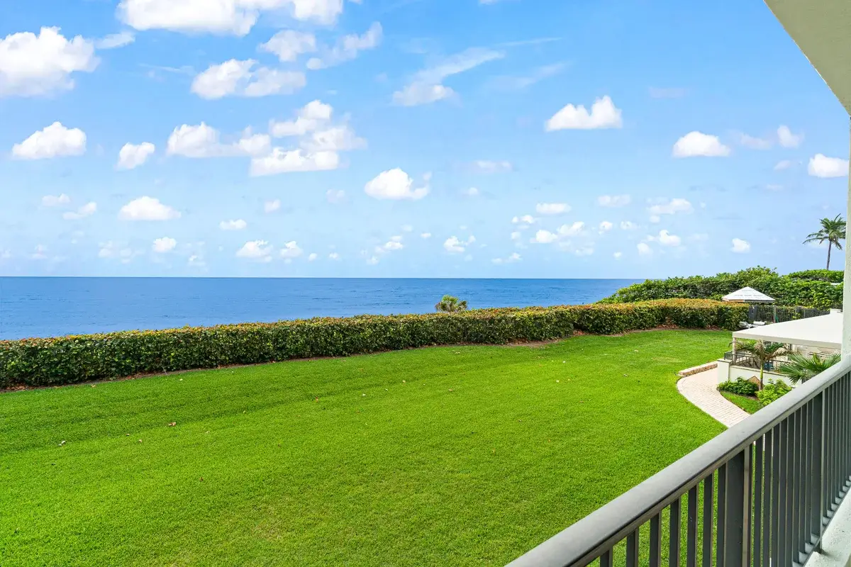 800 Ocean Dr #204, Juno Beach: photo 1 of 39
