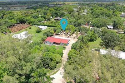 19501 SW 236th St, Homestead: photo 1 of 46