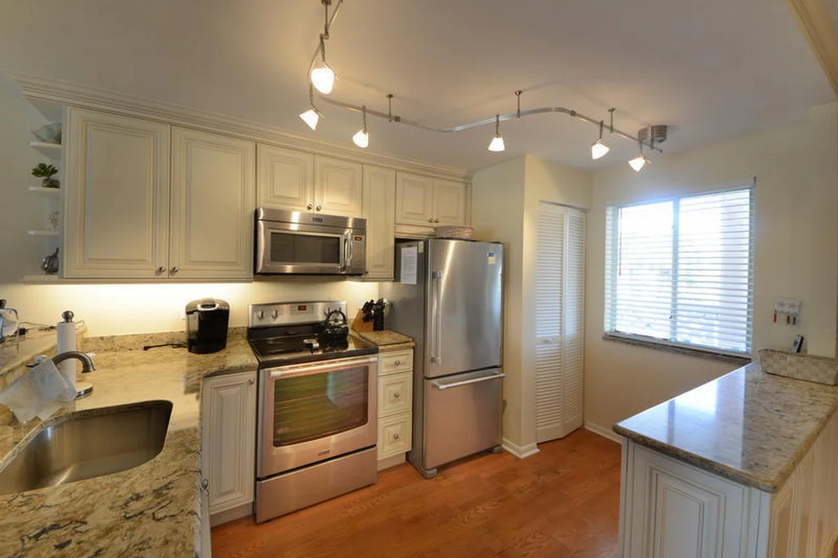 353 S Us Hwy 1 #B207, Jupiter: photo 1 of 26