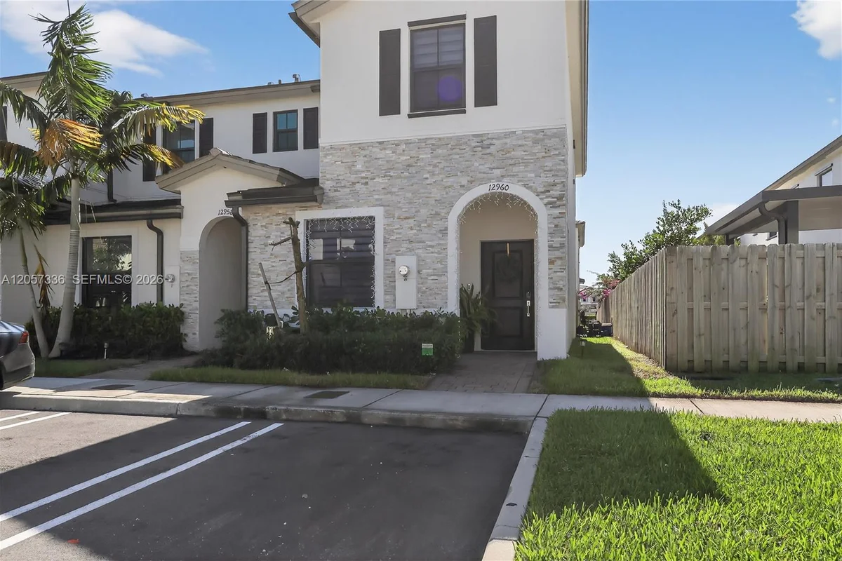 12960 SW 233rd Ter, Homestead: photo 1 of 21