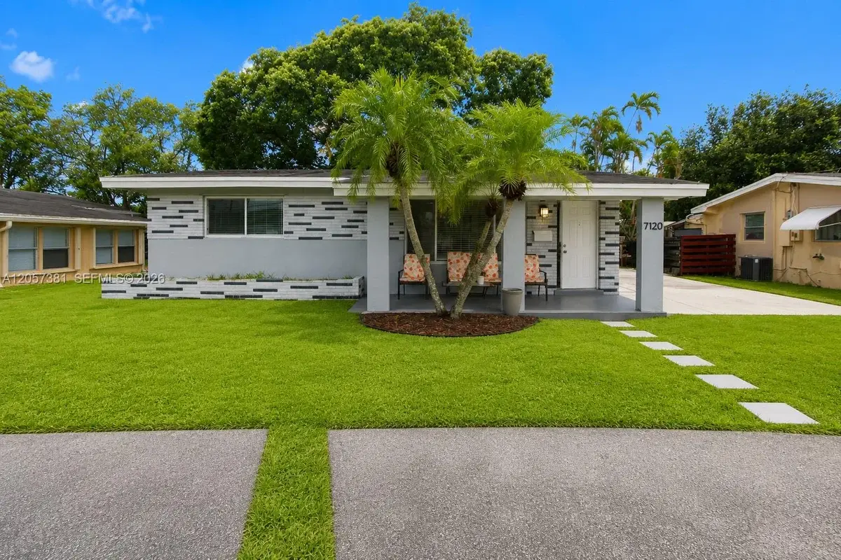 7120 Granada Blvd, Miramar: photo 1 of 20