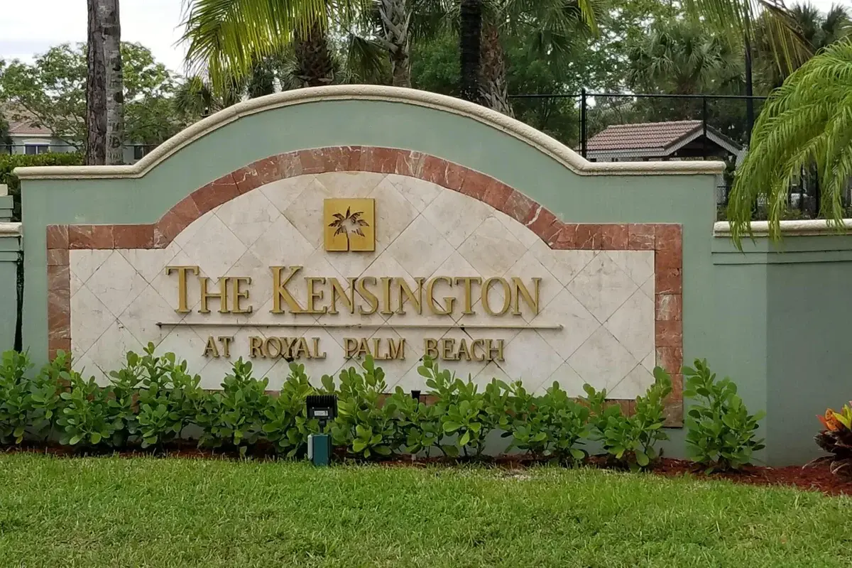 350 Crestwood Cir #201, Royal Palm Beach: photo 1 of 27