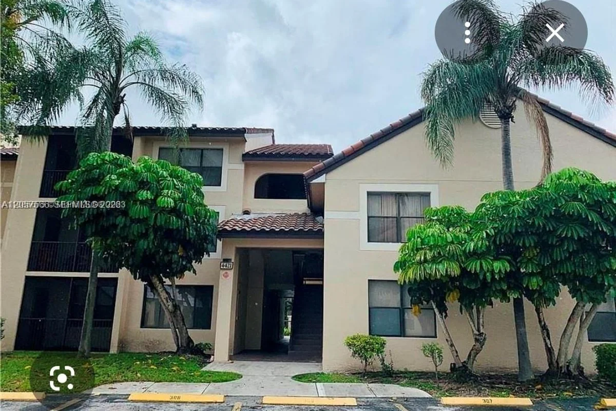 4421 W Mcnab Rd #17, Pompano Beach: photo 1 of 3