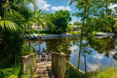 2452 Waterside Dr, Lake Worth: photo 1 of 10