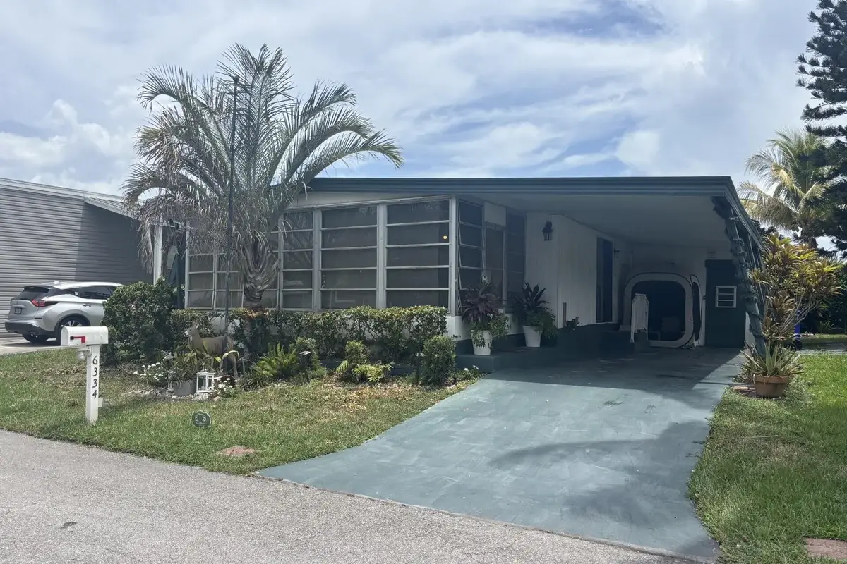 6334 NW 29th Pl, Margate: photo 1 of 35