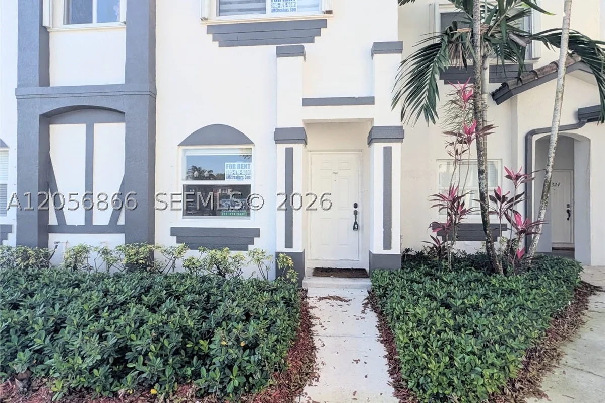 2320 SE 23rd Rd, Homestead: photo 1 of 11