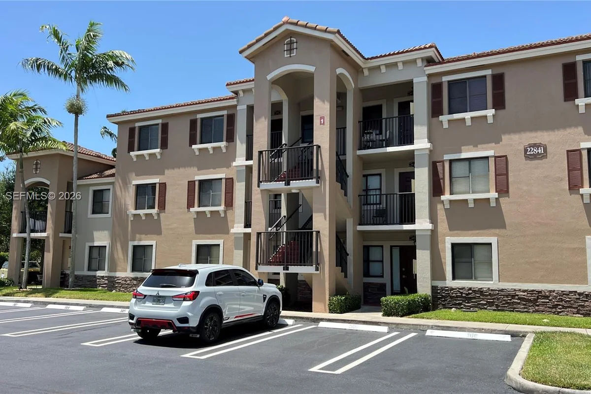 22841 SW 88 Pl #301, Cutler Bay: photo 1 of 33