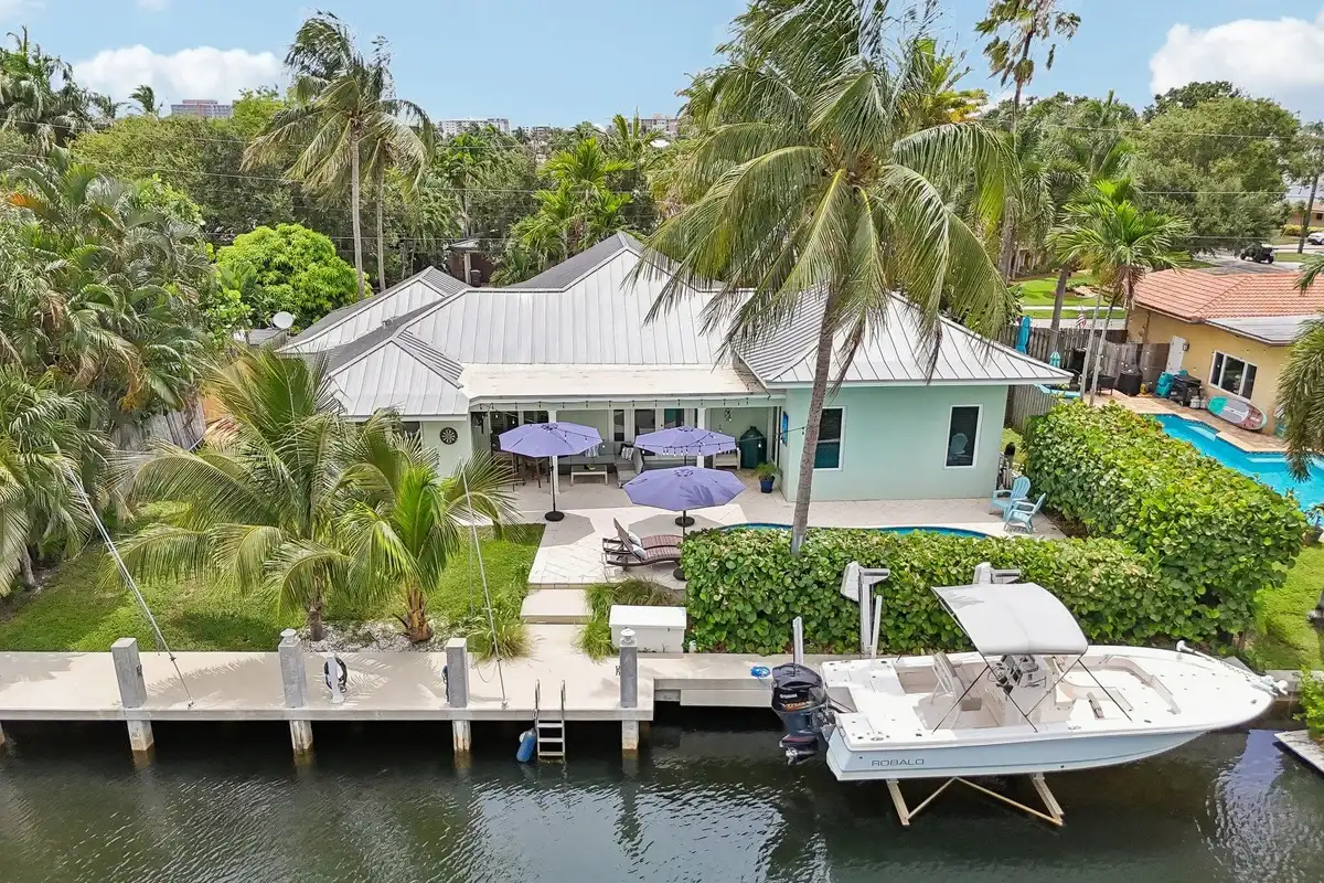 4911 NE 25th Ave, Lighthouse Point: photo 1 of 44