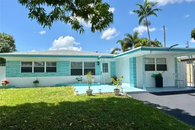 3410 SW 17th St, Fort Lauderdale: photo 1 of 21