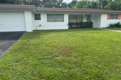 860 NW 65th Ave, Plantation: photo 1 of 32
