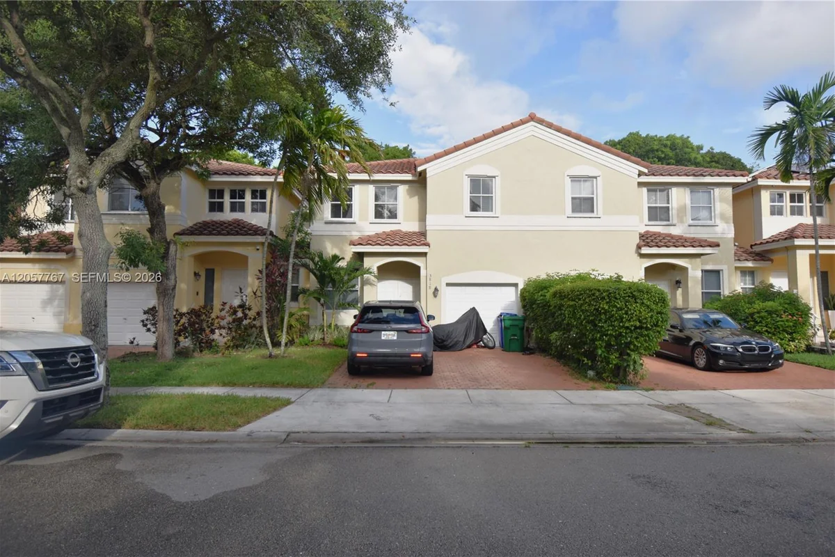 3818 SW 171st Ter, Miramar: photo 1 of 17