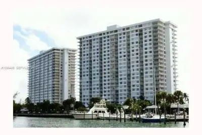 500 Bayview Dr #122, Sunny Isles Beach: photo 1 of 11