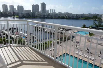 18071 Biscayne Blvd #603, Aventura: photo 1 of 45